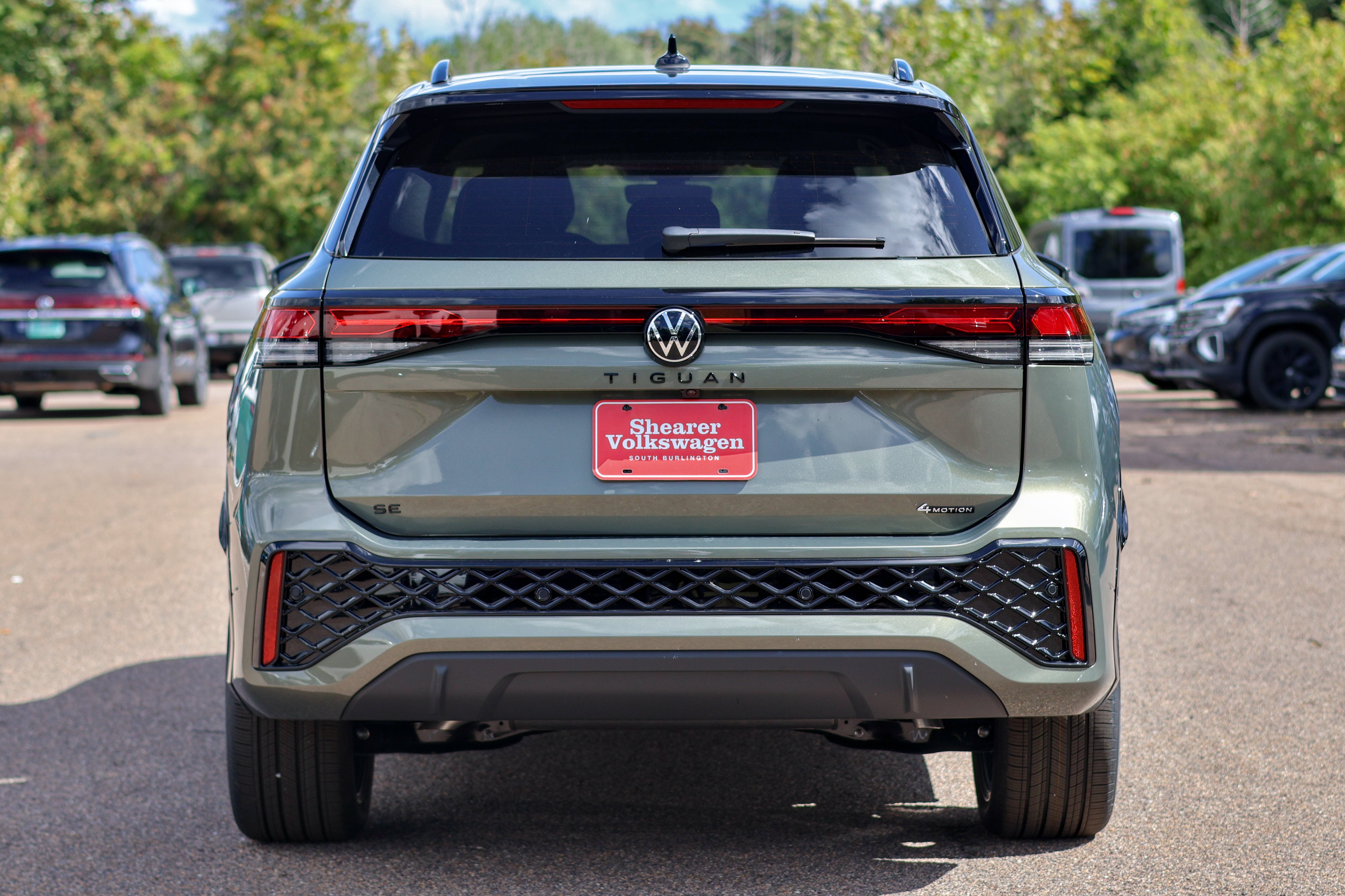 2026 Volkswagen Tiguan SE R-Line Black