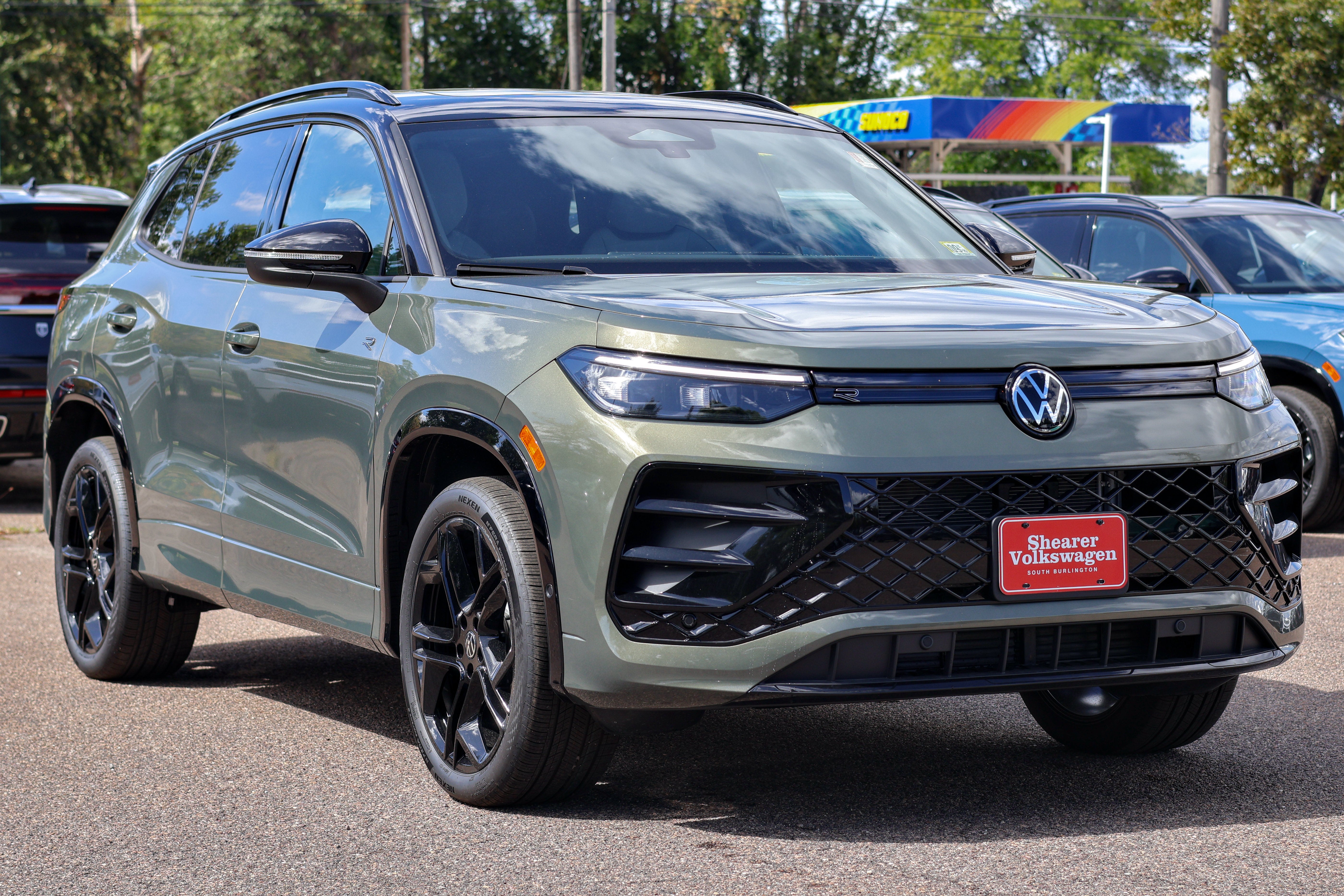 2026 Volkswagen Tiguan SE R-Line Black