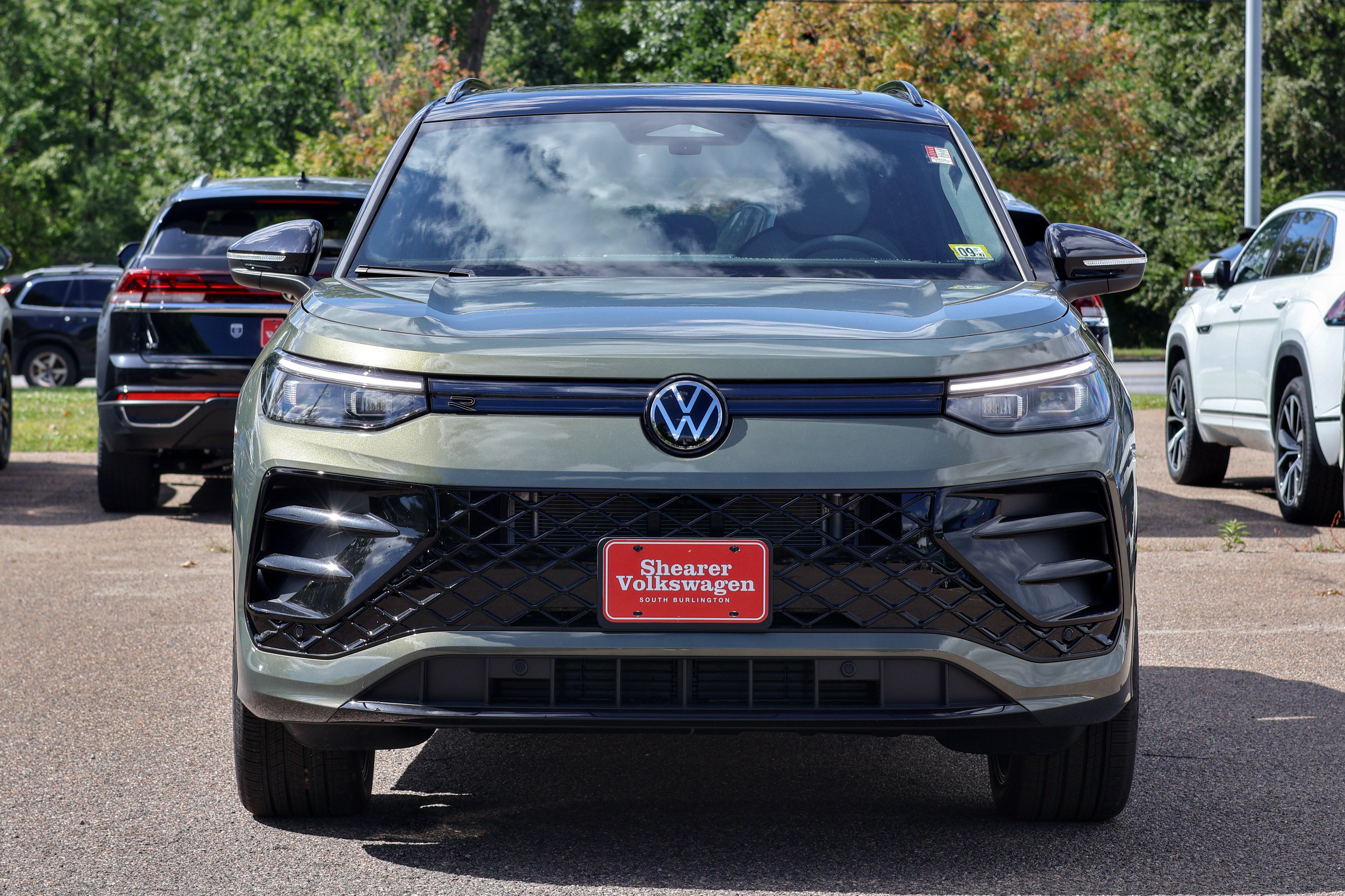 2026 Volkswagen Tiguan SE R-Line Black