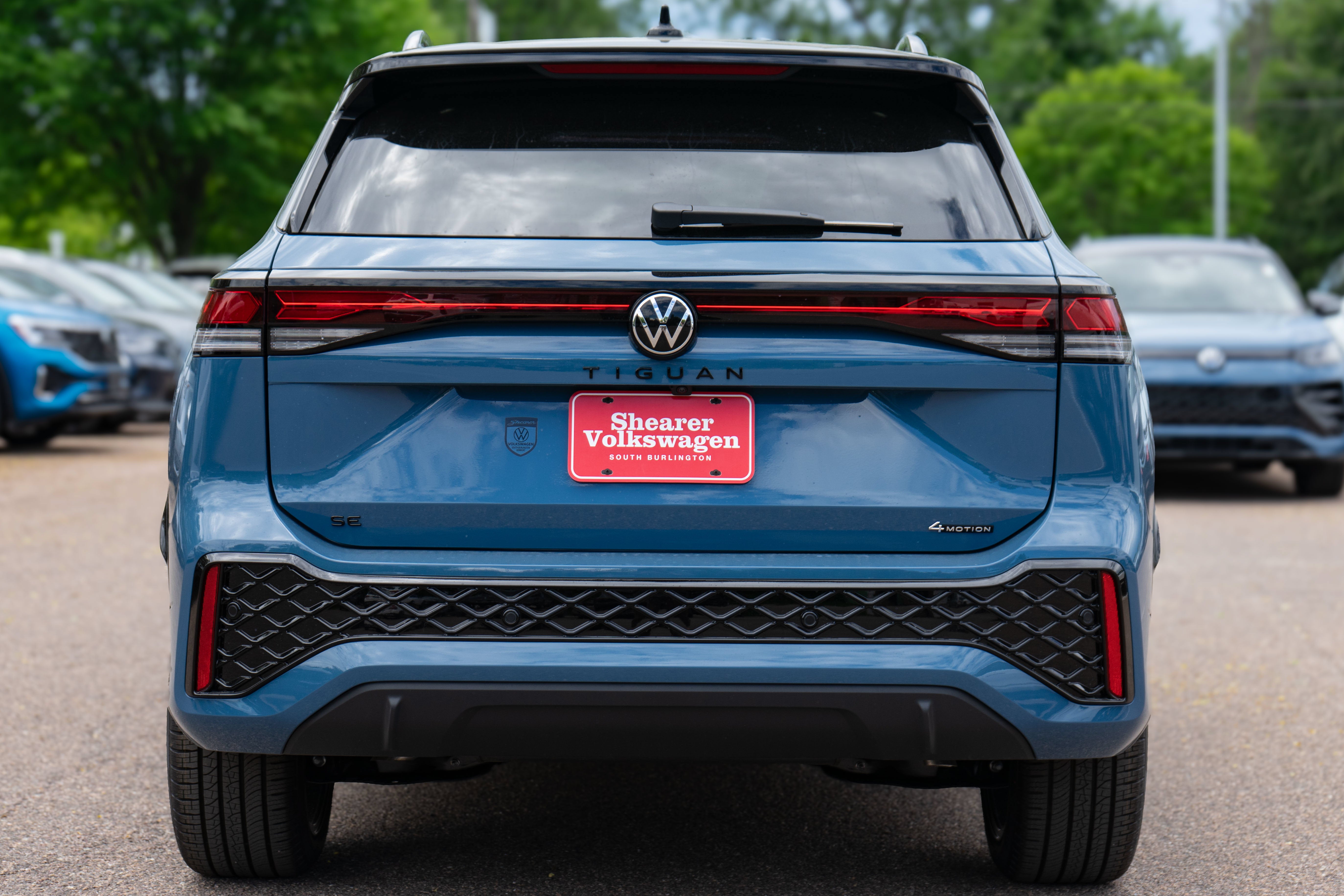 2026 Volkswagen Tiguan SE R-Line Black