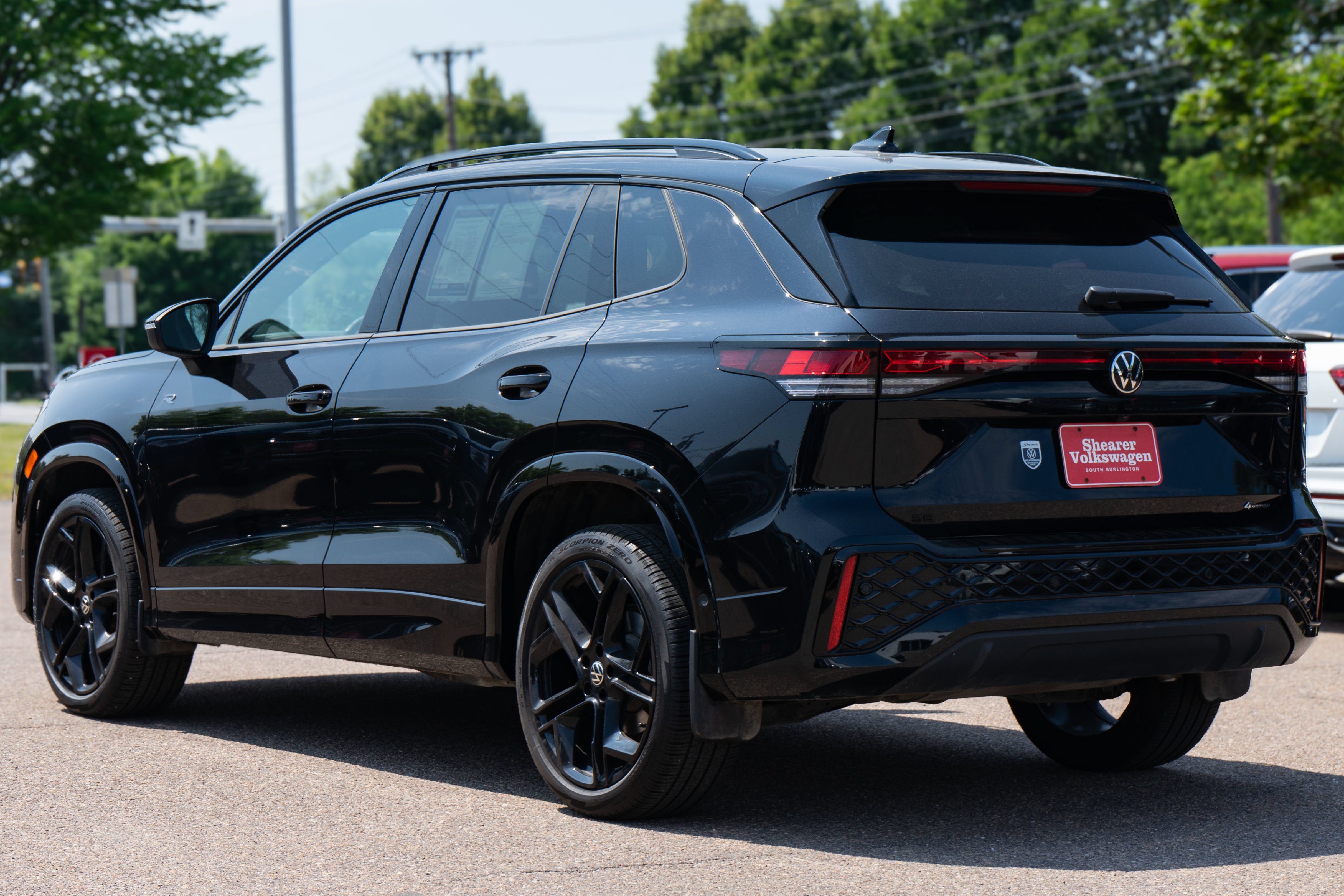 2026 Volkswagen Tiguan SE R-Line Black