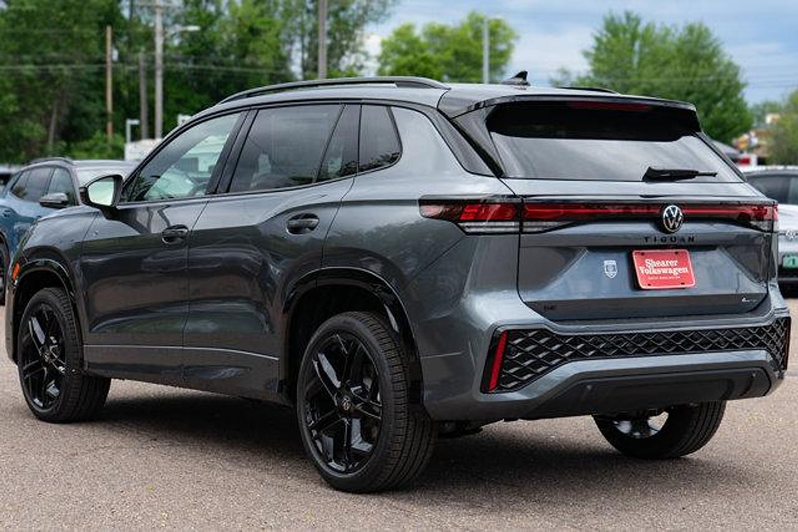 2026 Volkswagen Tiguan SE R-Line Black