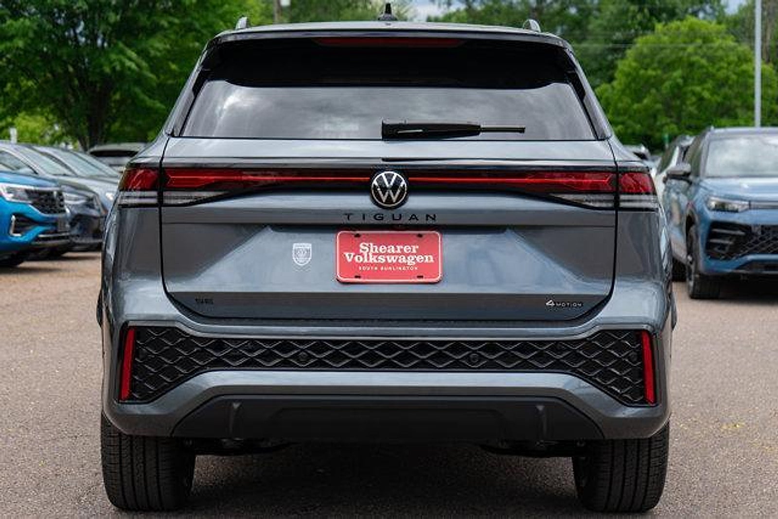 2026 Volkswagen Tiguan SE R-Line Black