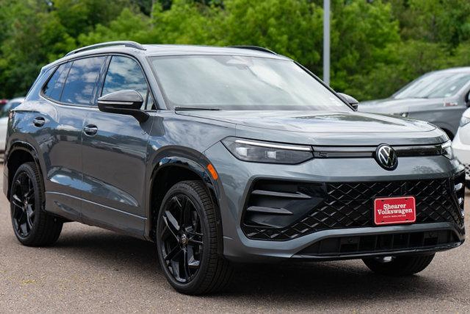 2026 Volkswagen Tiguan SE R-Line Black