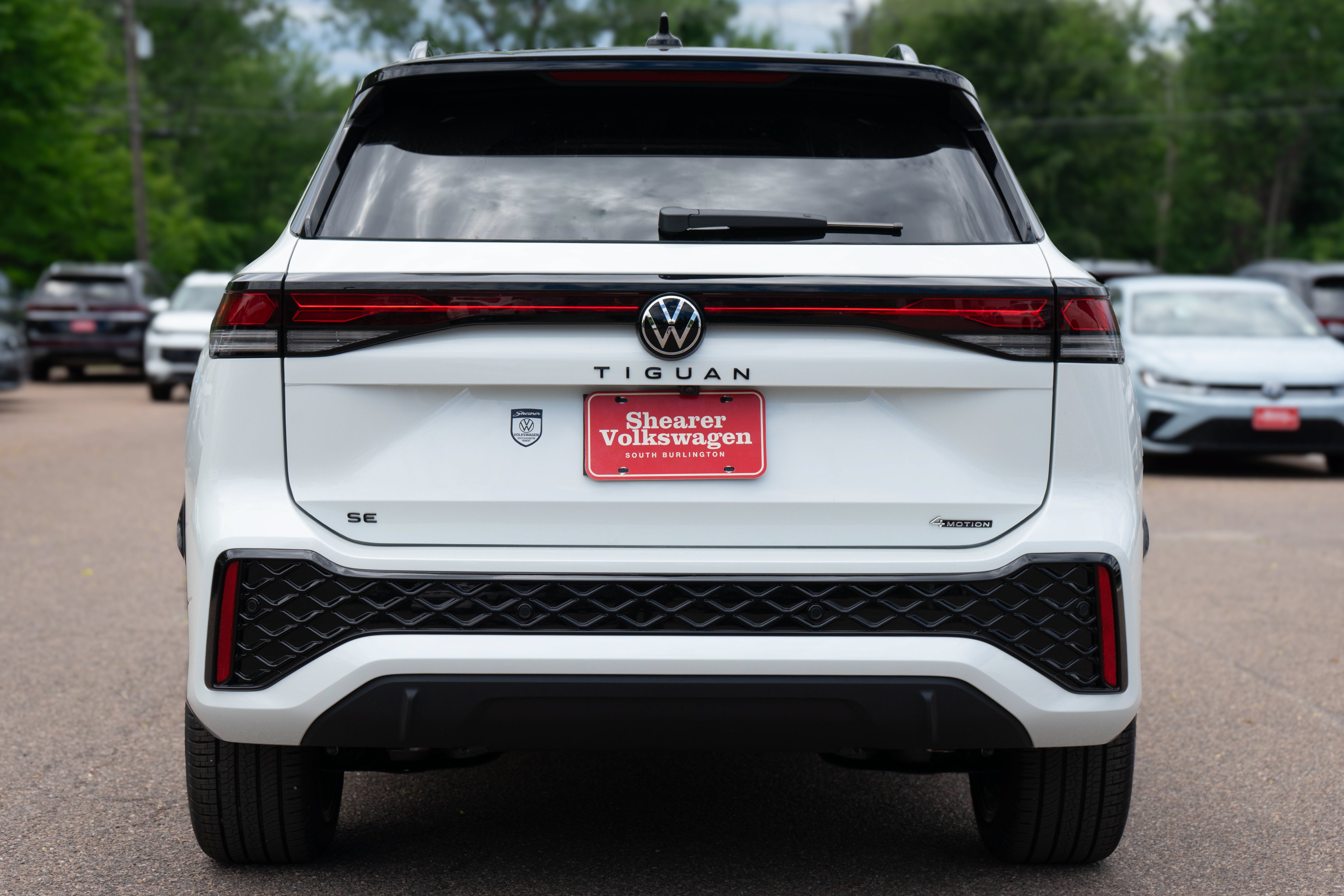 2026 Volkswagen Tiguan SE R-Line Black