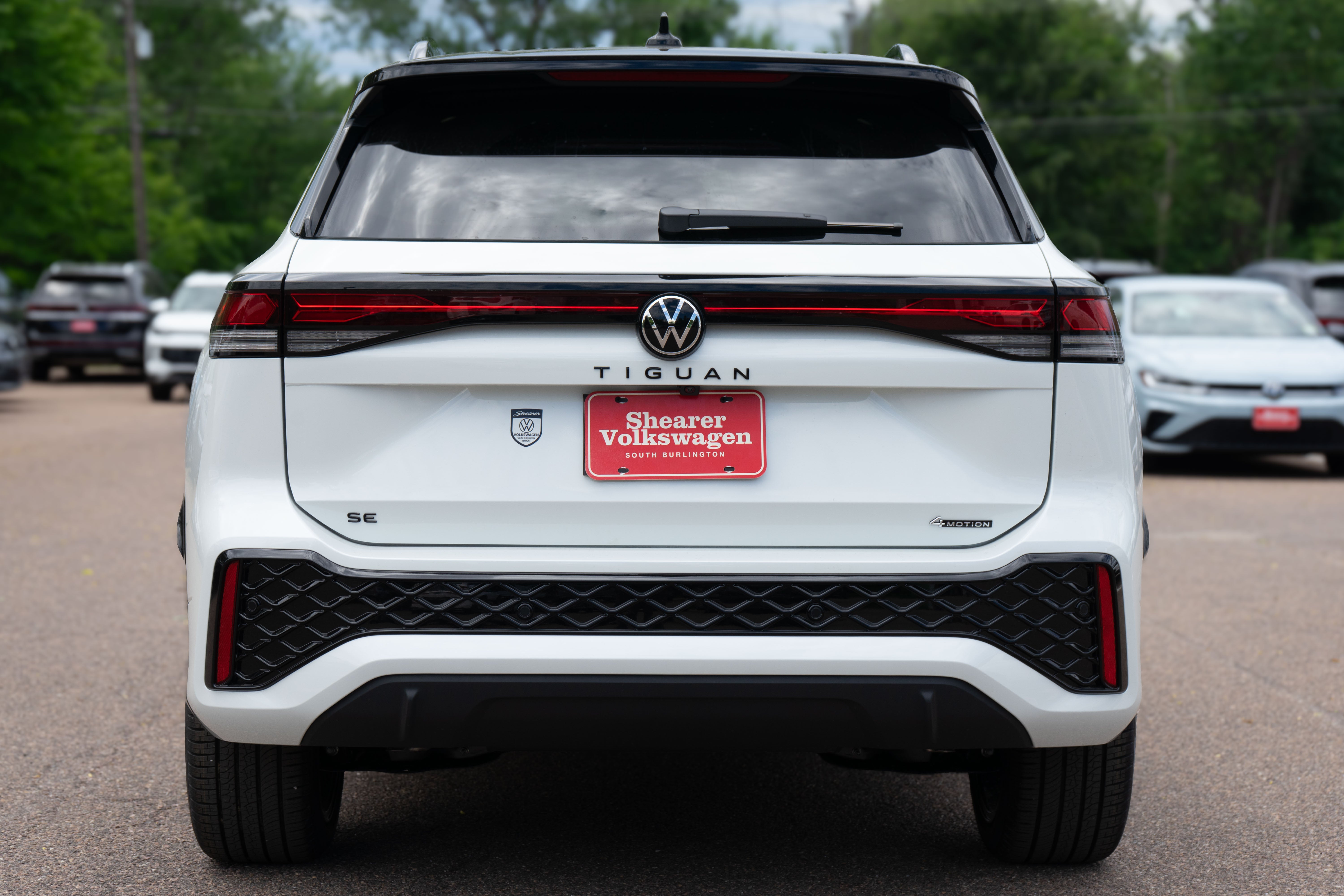 2026 Volkswagen Tiguan SE R-Line Black