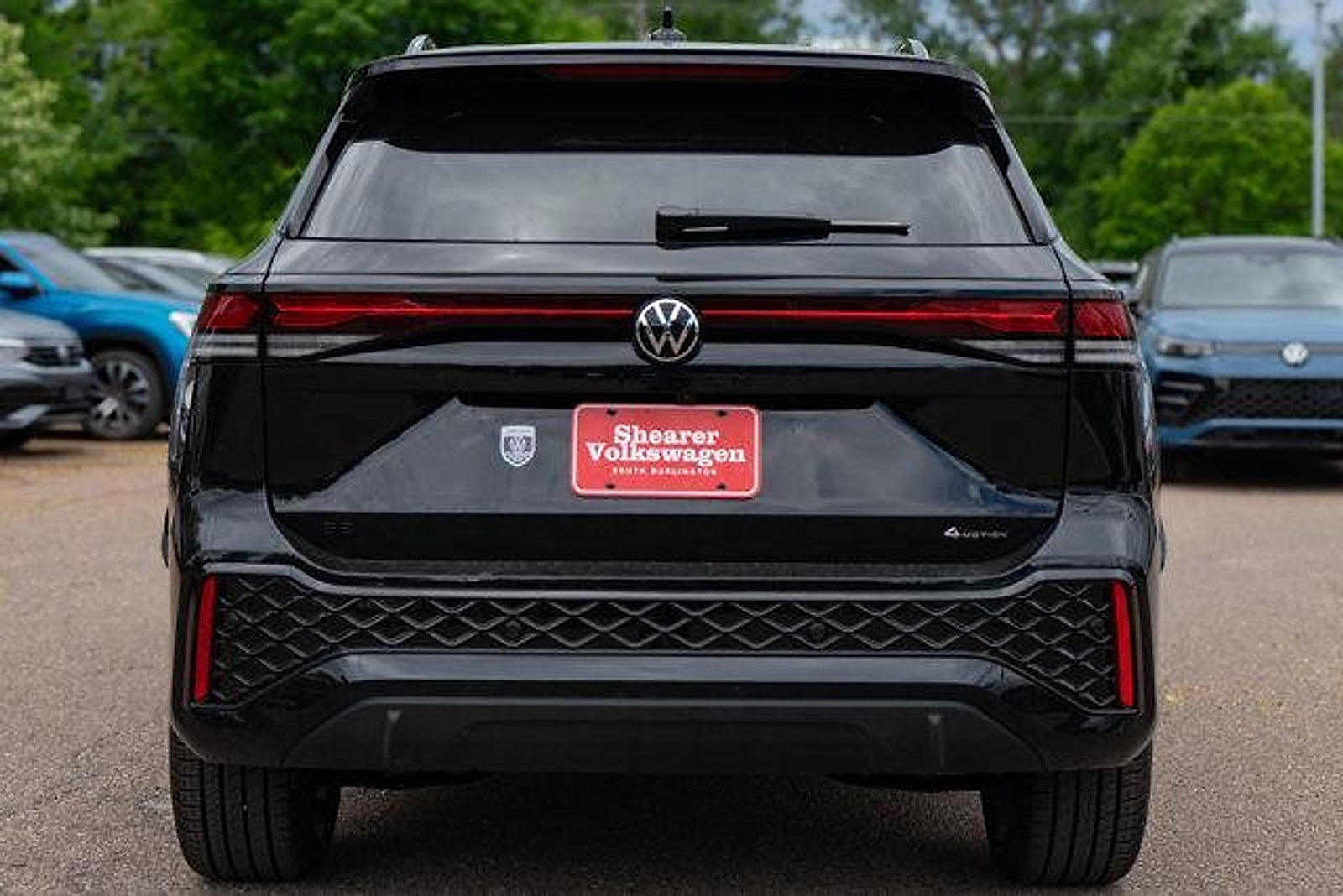 2026 Volkswagen Tiguan SE R-Line Black