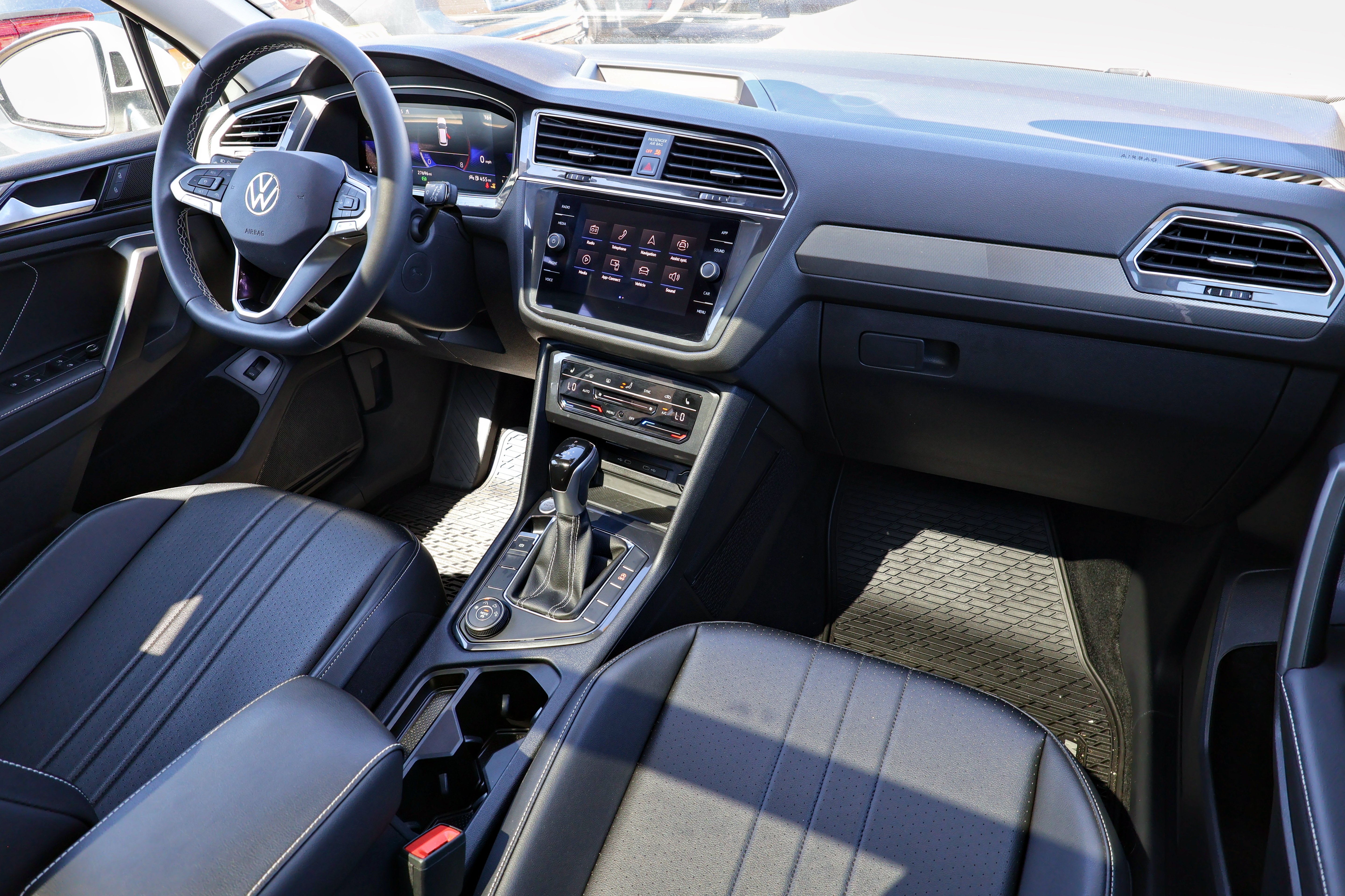 2024 Volkswagen Tiguan SE