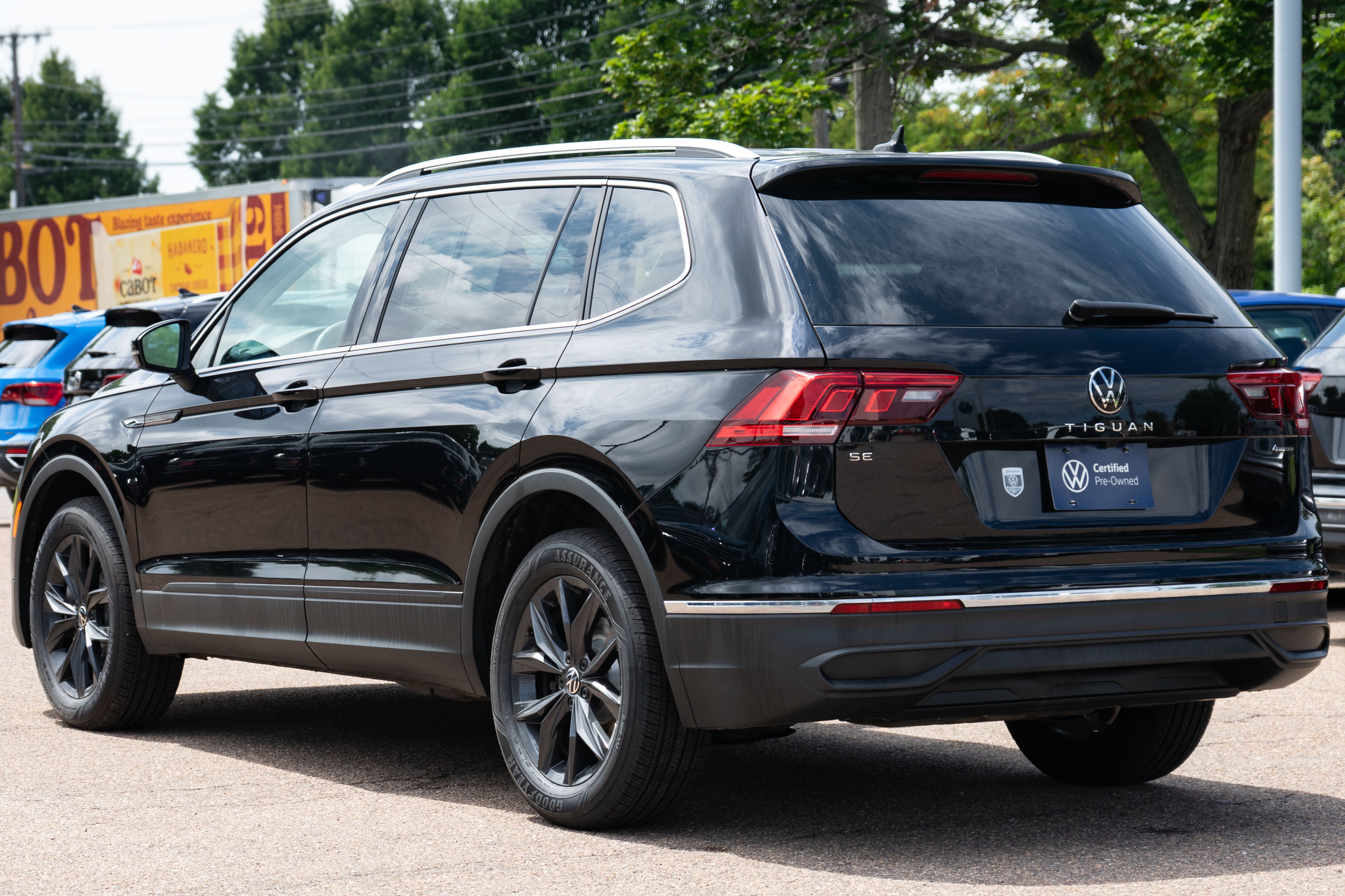 2024 Volkswagen Tiguan 2.0T SE