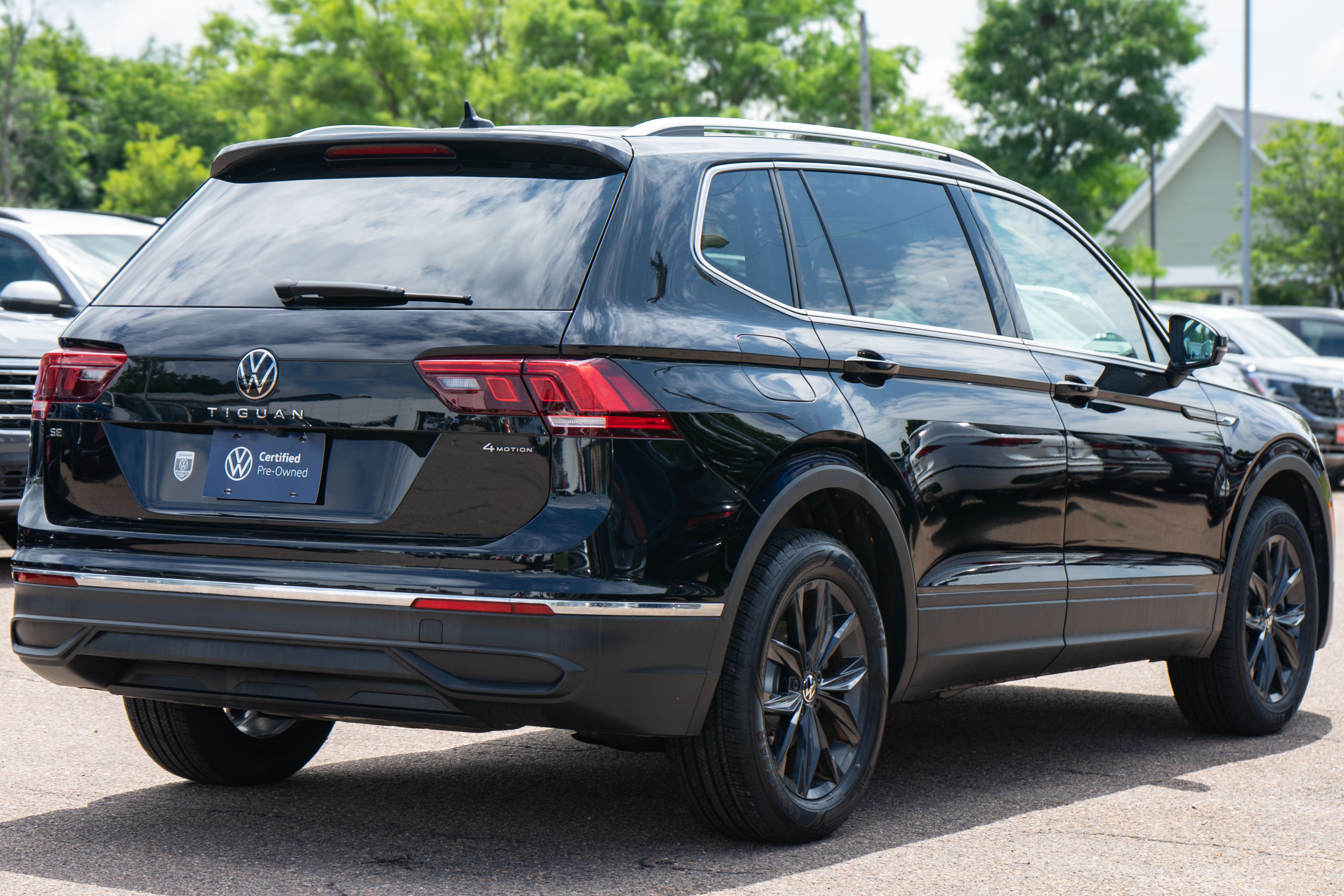 2024 Volkswagen Tiguan 2.0T SE