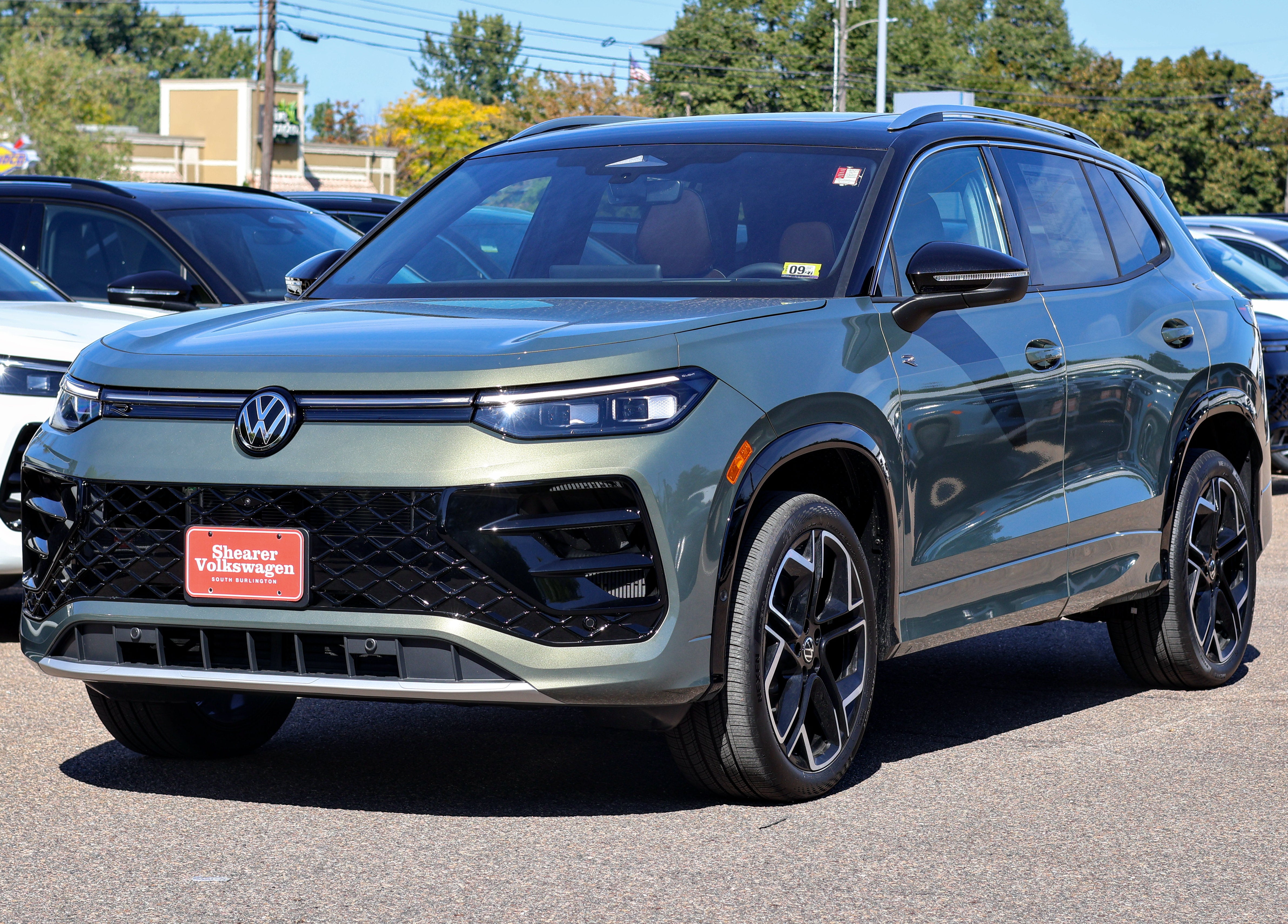 2026 Volkswagen Tiguan SEL R-Line Turbo