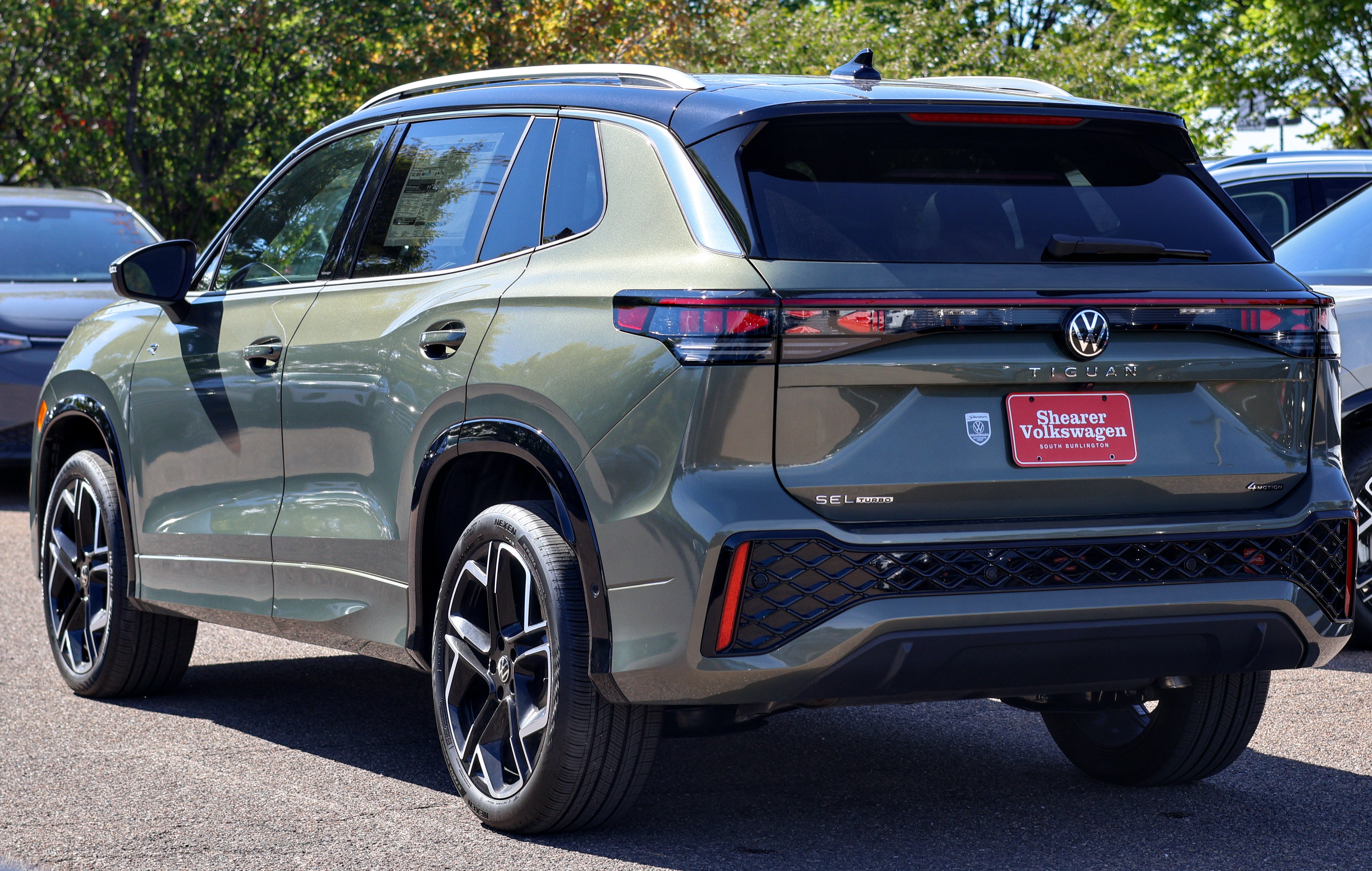 2026 Volkswagen Tiguan SEL R-Line Turbo