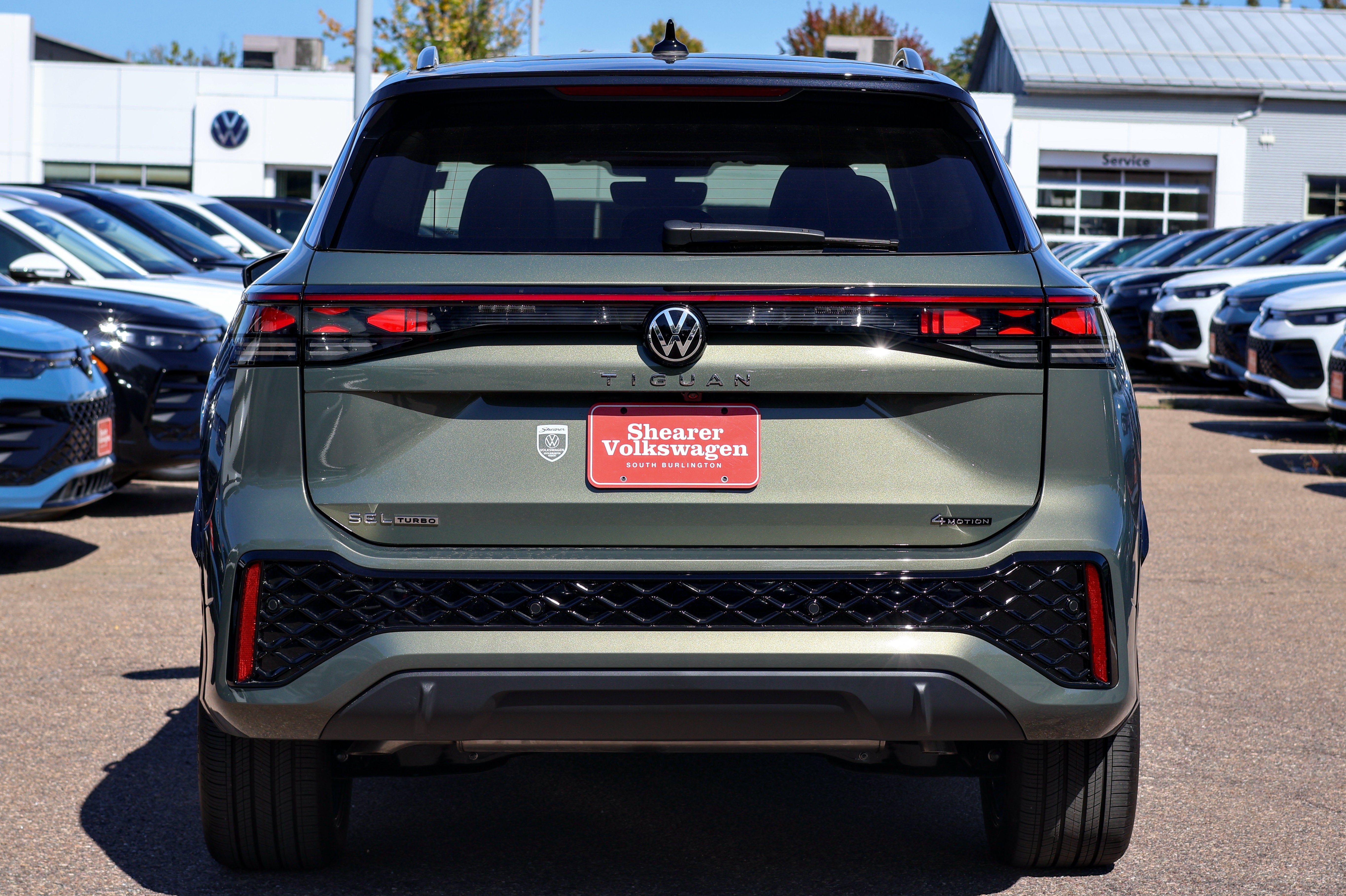 2026 Volkswagen Tiguan SEL R-Line Turbo