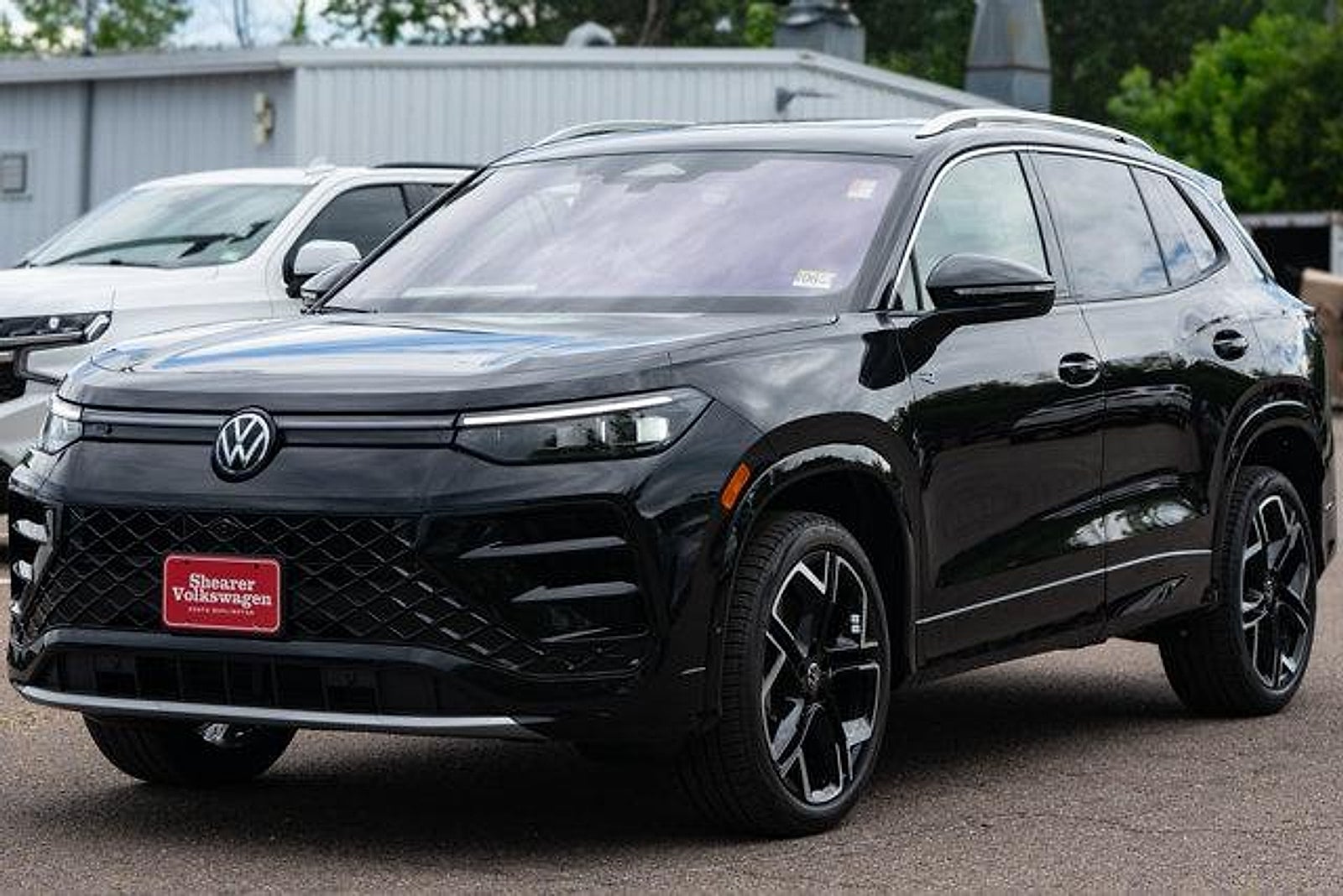 2026 Volkswagen Tiguan SEL R-Line Turbo