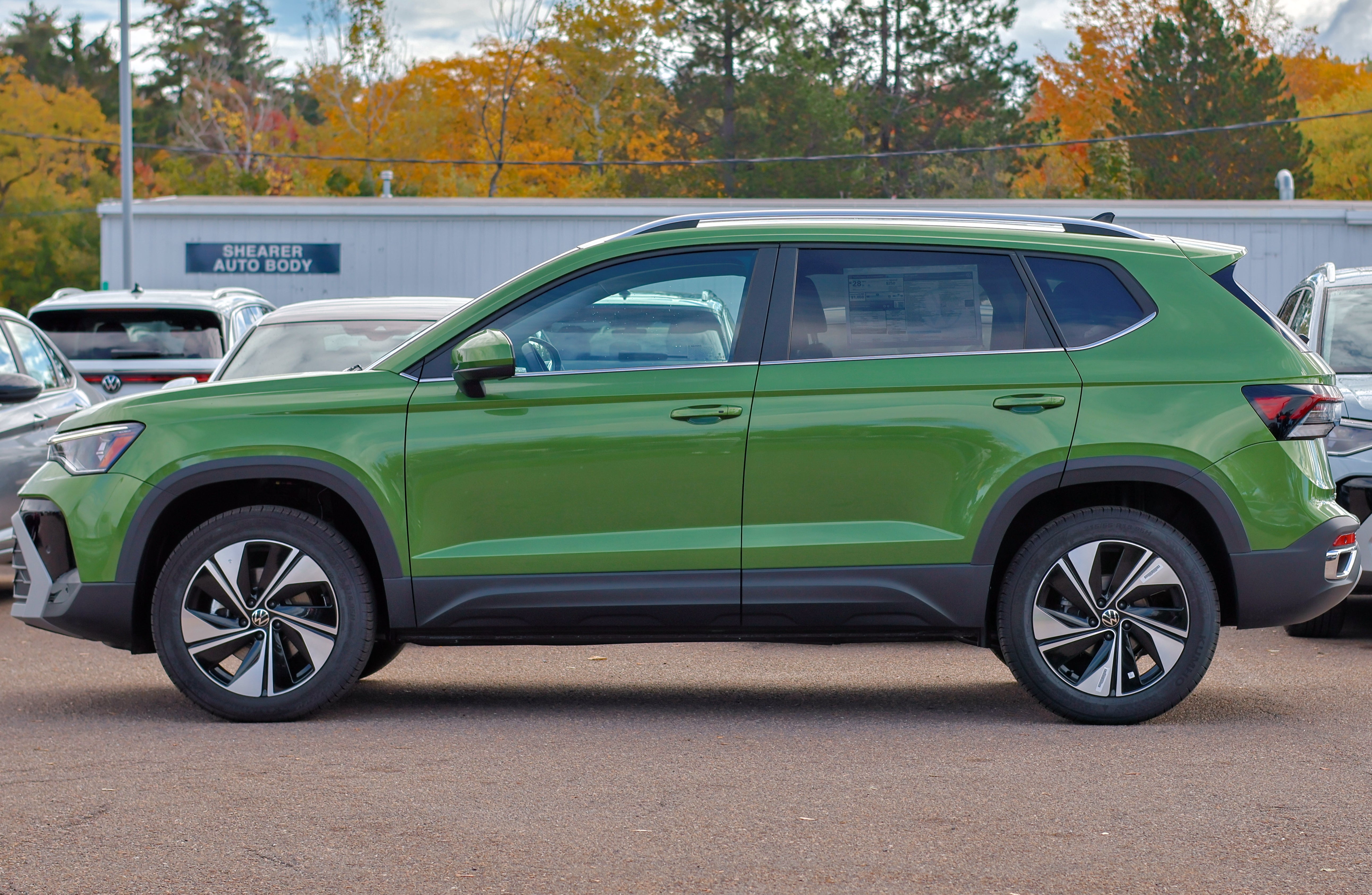 2027 Volkswagen Taos SE