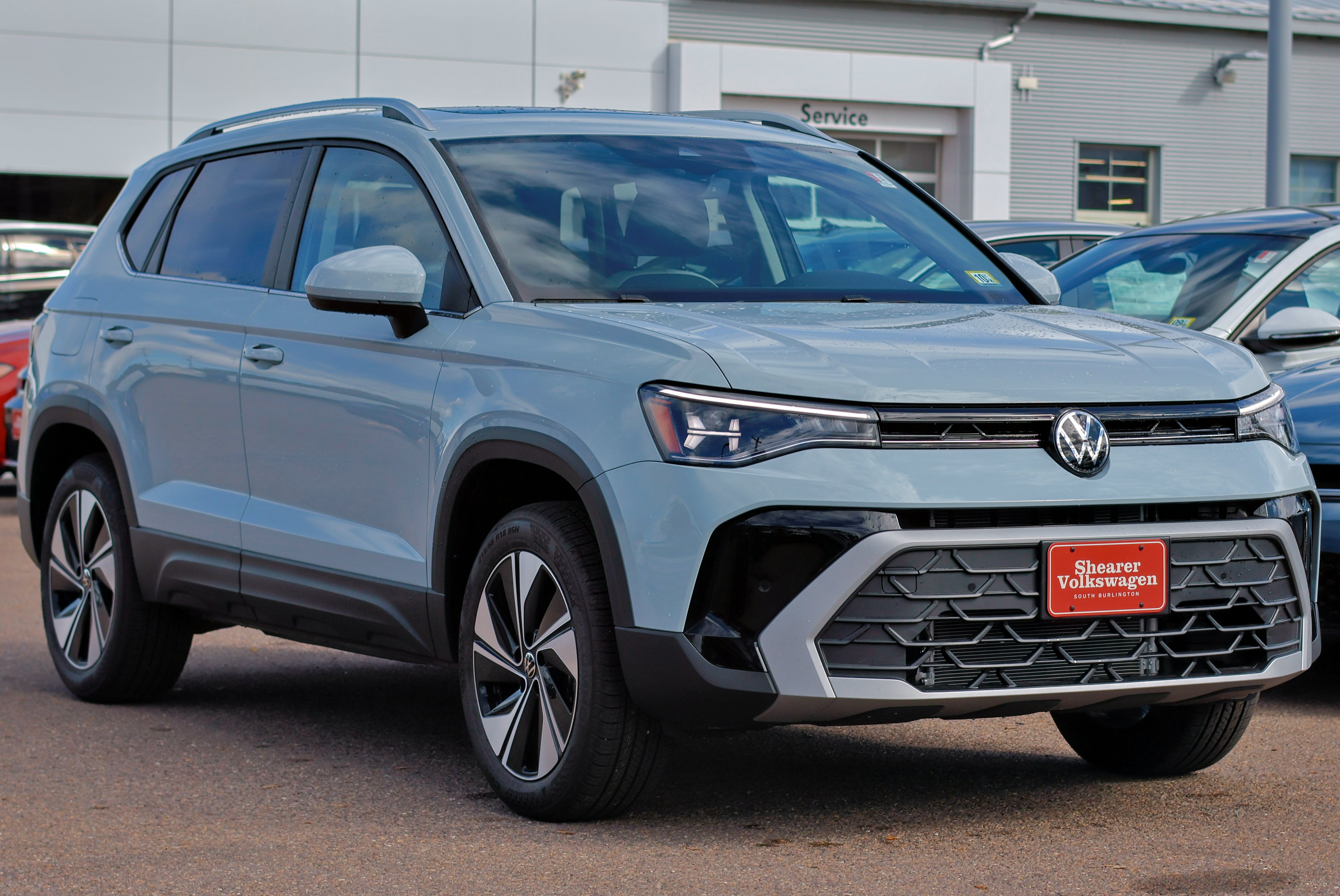 2027 Volkswagen Taos SE