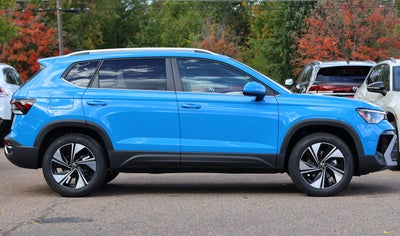 2027 Volkswagen Taos SE