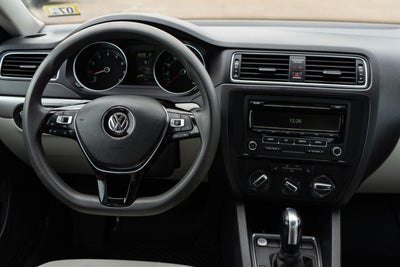 2015 Volkswagen Jetta 1.8T SE
