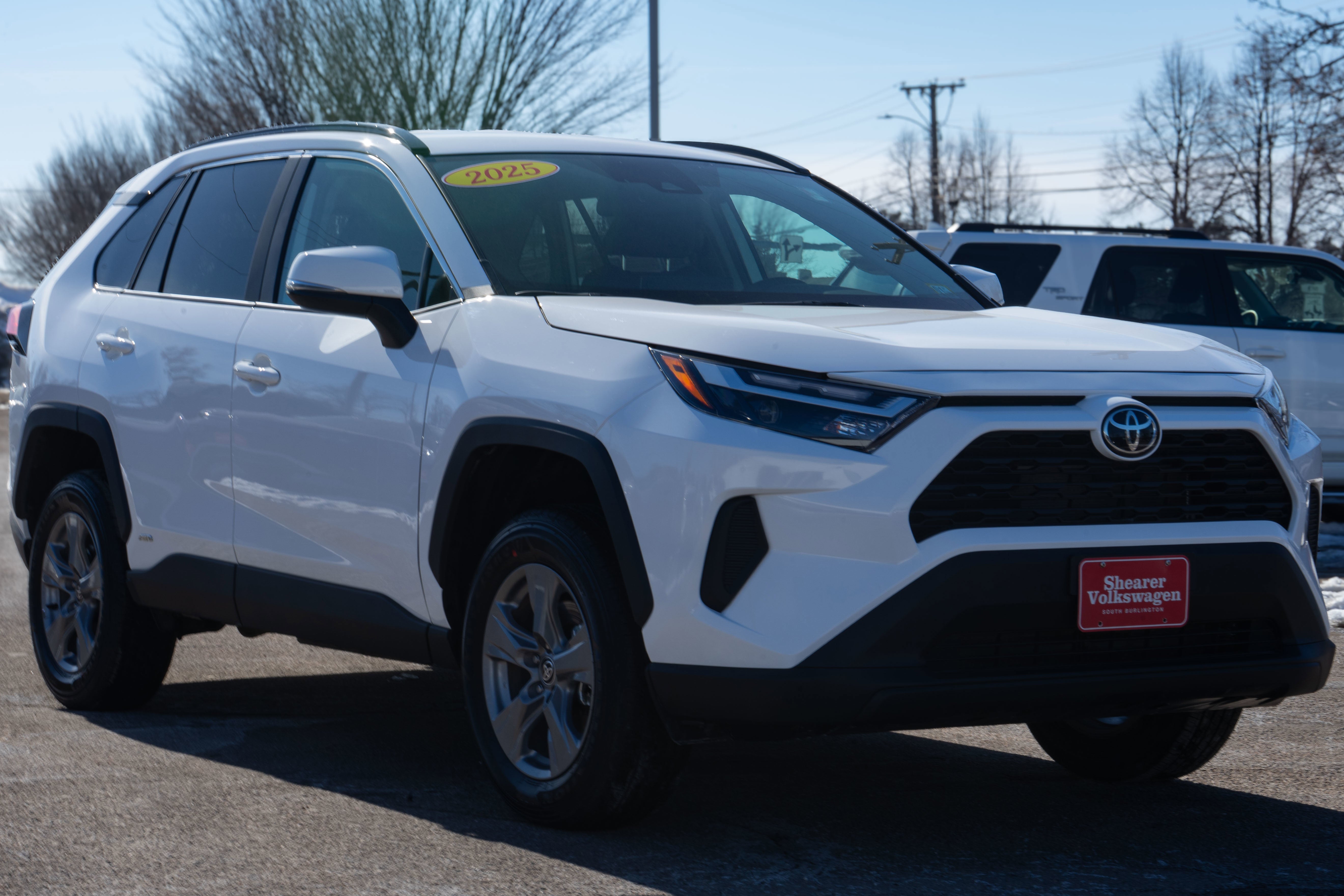 2025 Toyota RAV4 Hybrid XLE