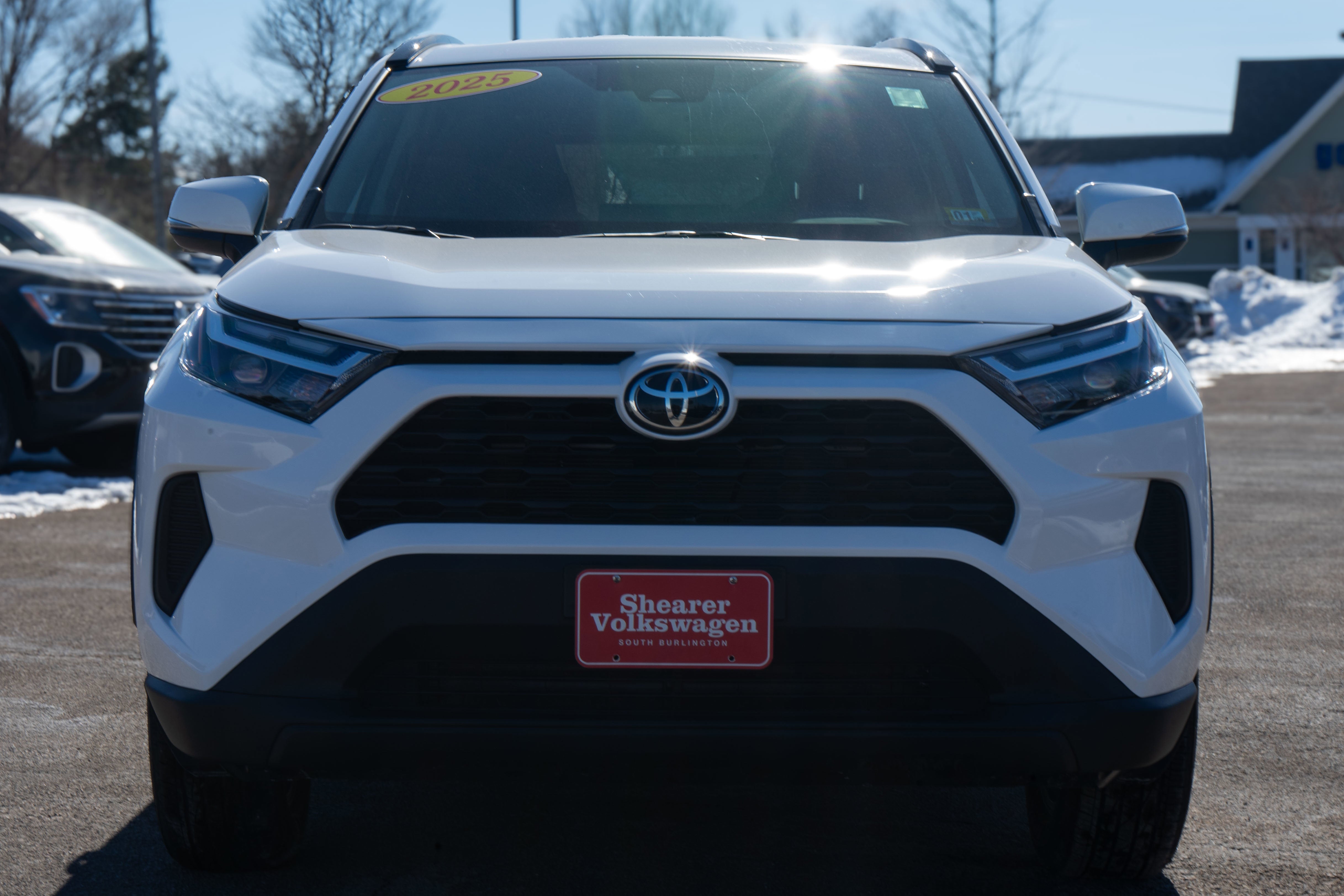 2025 Toyota RAV4 Hybrid XLE